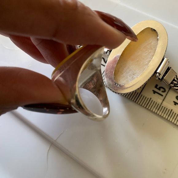 Silver and Gold Rings with Elegant Design - Picture 7 of 12